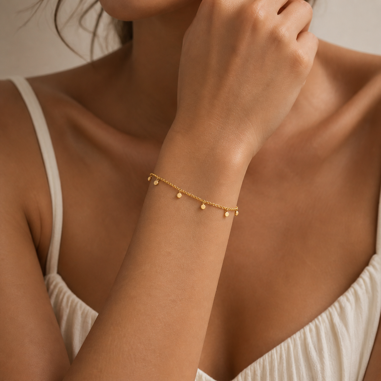 Dainty Disc Charm Bracelet