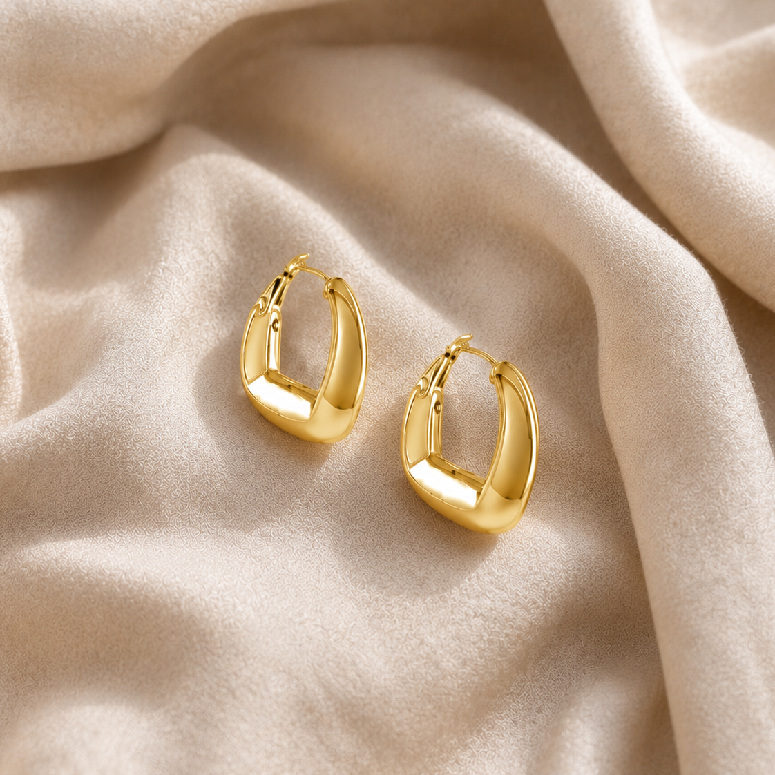 Sculpted Oval Hoop Earrings