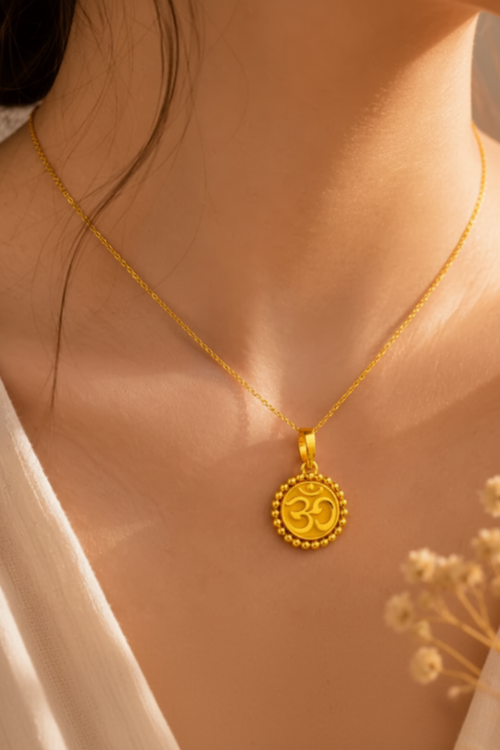 Om Charm