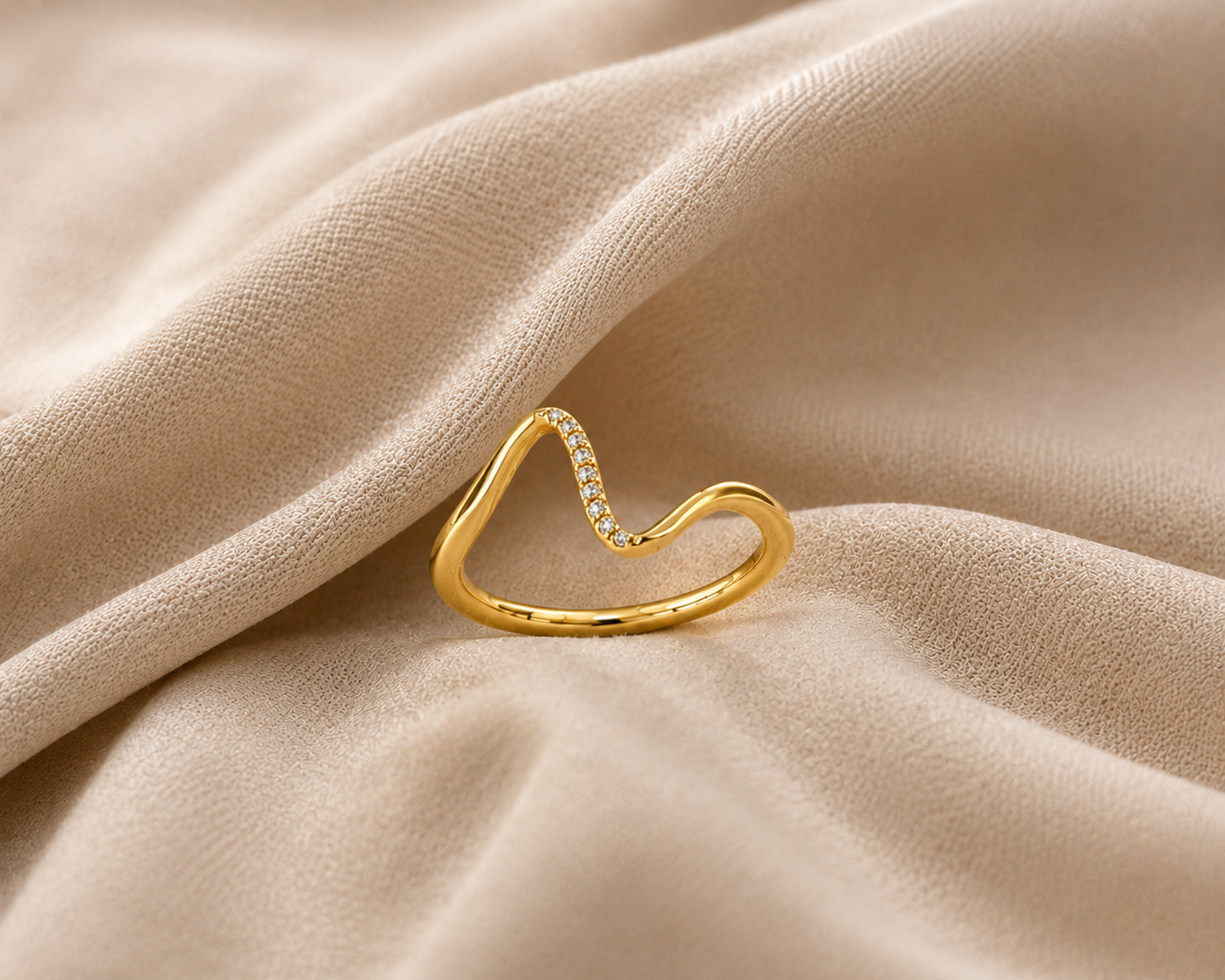 Abstract Wave Ring